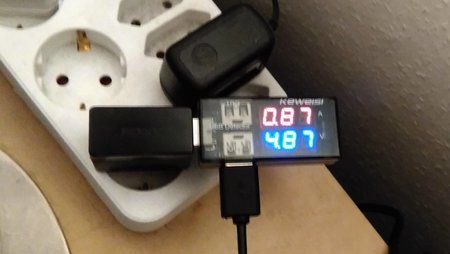 Ladestrom SONY Ladegerät, Xperia Z Ultra 01.jpg Ladestrom SONY Ladegerät, Xperia Z Ultra 01.jpg