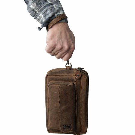 freiherr-von-maltzahn-herrentasche-schlter-aus-bffel-leder.jpg