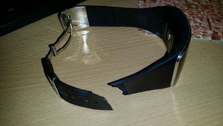 01_zerissenes_Armband.jpg