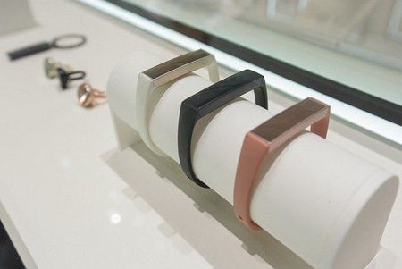 GalaxyS7-Feature-Accessory-Main-3.jpg