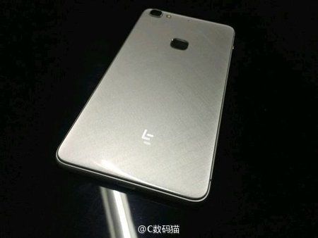 leeco-le-2-back.jpg