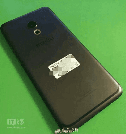 Rear-camera-has-a-laser-auto-focus-underneath-the-lens.jpg.png
