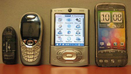 htc_desire_vs_Palm_T3.jpg