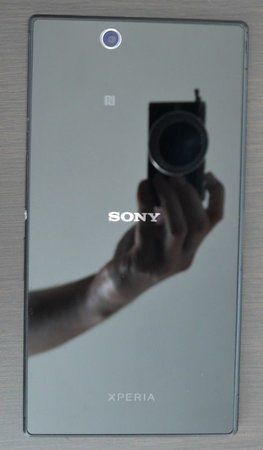 SonyZU_hinten.jpg