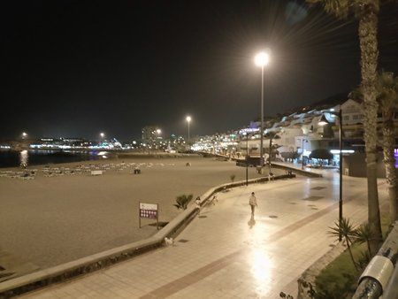 IMG_20160725_215903-night.jpg
