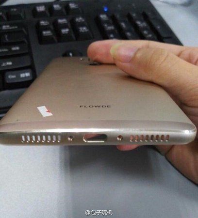Chassis-allegedly-belonging-to-the-Huawei-Mate-9-leaks-2.jpg