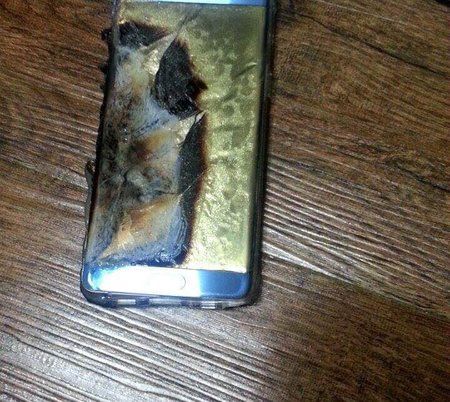 Galaxy-Note-7-explodes-4.jpg