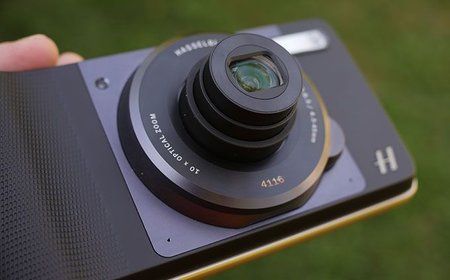 true-zoom-mid-2.jpg
