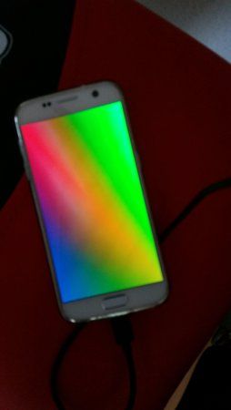 S7_display.jpg