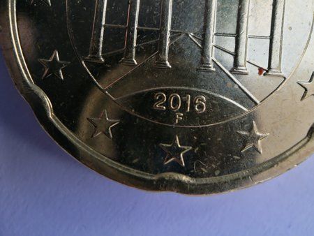 Macro_20x 20Cent.jpg