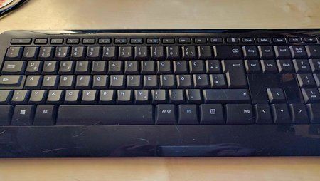 Microsoft Cordless Desktop Tastatur - Google Camera ohne Blitz.jpg