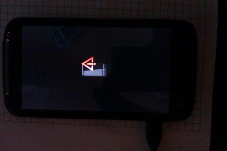 Start ins Android Recovery rotes Dreieck mit Ausrufezeichen-nochmal Lautertaste+Power drücken.jpg