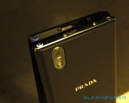 prada_phone_lg_3-0_sg_3.jpg