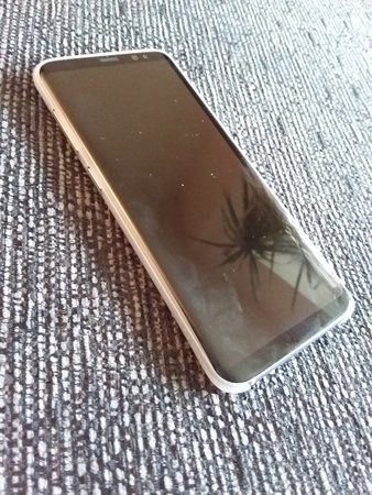 spigen_airskin1.jpg
