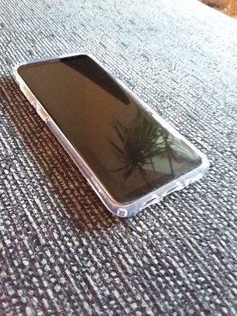 spigen_ultrahybrid1.jpg