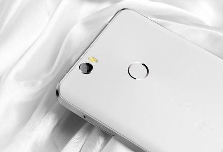 OUKITEL U11 Plus back details.JPG