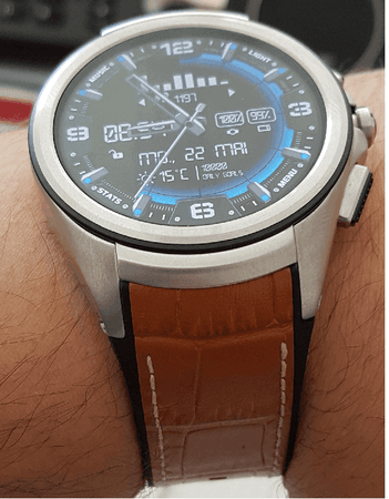 LG Urban 2nd Edition Leather 2.png