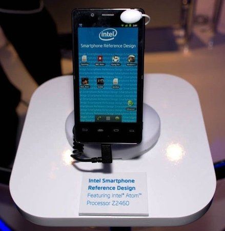 Intel-Smartphone.jpg-f96698667a678b8e.jpeg Intel-Smartphone.jpg-f96698667a678b8e.jpeg