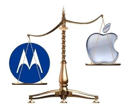 motorola-vs-apple.jpg