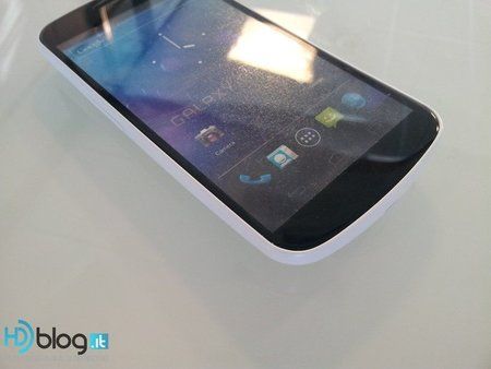 galaxy-nexus-white-6.jpg