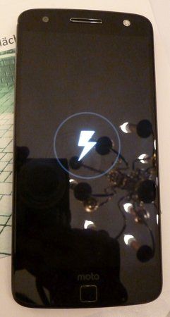 Logo nach bzw. beim aufladen.jpg