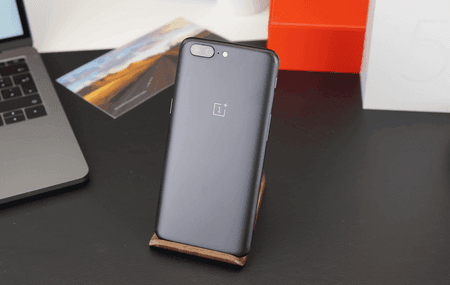 OnePlus Logo.png