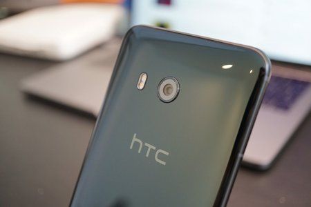 htc2.JPG