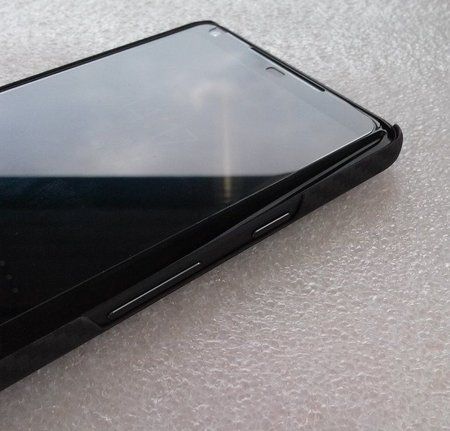 Pitaka_MagCase_seite.jpg Pitaka_MagCase_seite.jpg