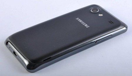 Samsung-Galaxy-S-Advance-I9070_3.jpg