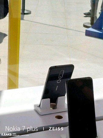 nokia-x-notch.jpg