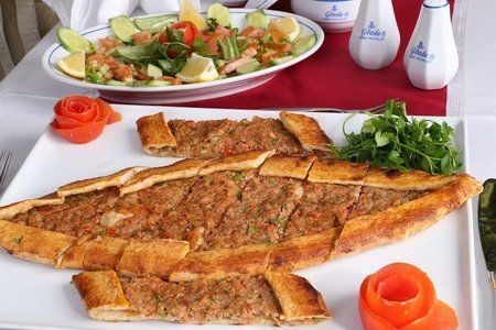 kıymalı-pide-gözde-kebap-şirinevler-3.jpg