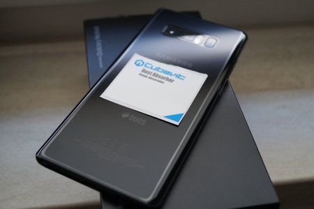 Note 8 hinten.jpg