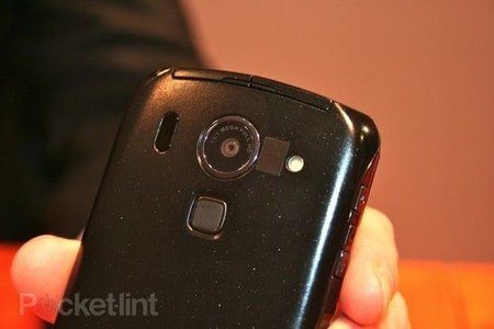 fujitsu-quad-core-pictures-hands-on-17.jpg
