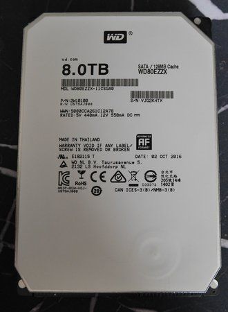 WD HDD1 8TB_HDD.jpg