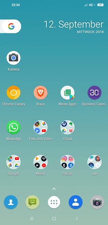 Screenshot_2018-09-12-22-34-26-547_com.teslacoilsw.launcher.png