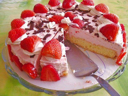 703579-960x720-schmand-erdbeerkuchen.jpg