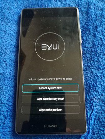 1.EMUI-Recovery-Start-Screen.jpg