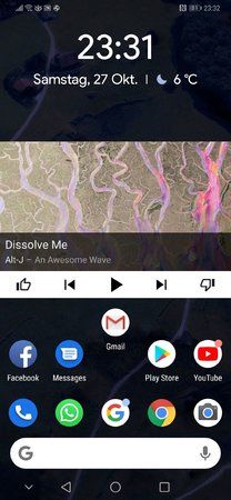 Screenshot_20181027_233240_com.teslacoilsw.launcher.jpg