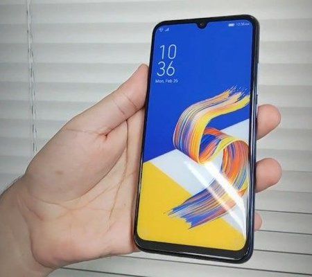 zenfone6.jpg