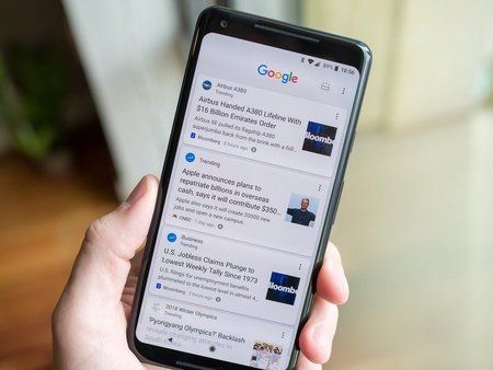 pixel-2-xl-google-now-feed-news-stories.jpg