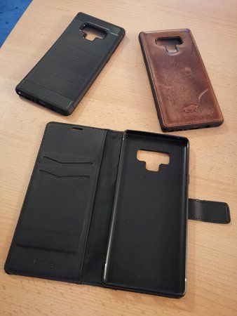 cases_2.jpg