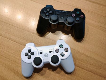 Controller.jpg Controller.jpg