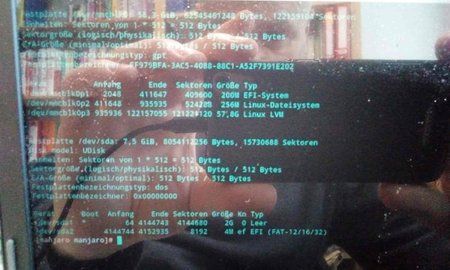 ###__manjaro_18_03__auf__akoya.jpg