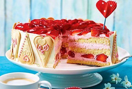 muttertags-erdbeertorte-kochen-und-geniessen-05-2016-F8451701,id=93523712,b=lecker,w=610,cg=c.jpg