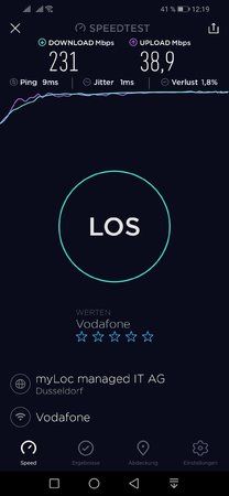 Screenshot_20190404_121905_org.zwanoo.android.speedtest.jpg