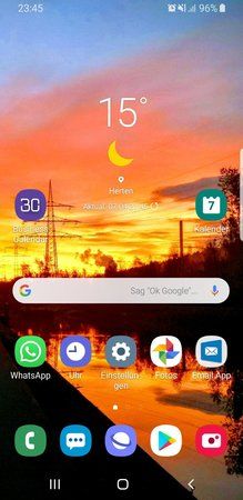 Screenshot_20190407-234522_One UI Home.jpg