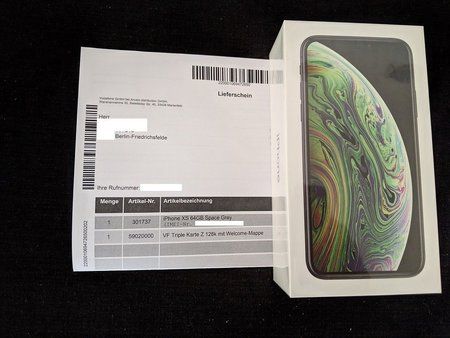 iPhoneXS.jpg iPhoneXS.jpg