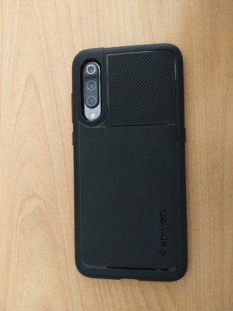 spigen_1.jpg