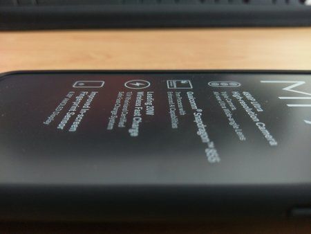 spigen_3.jpg