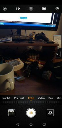 Screenshot_20190621_050741_com.huawei.camera.jpg